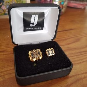 Phi Mu Badge and Pin